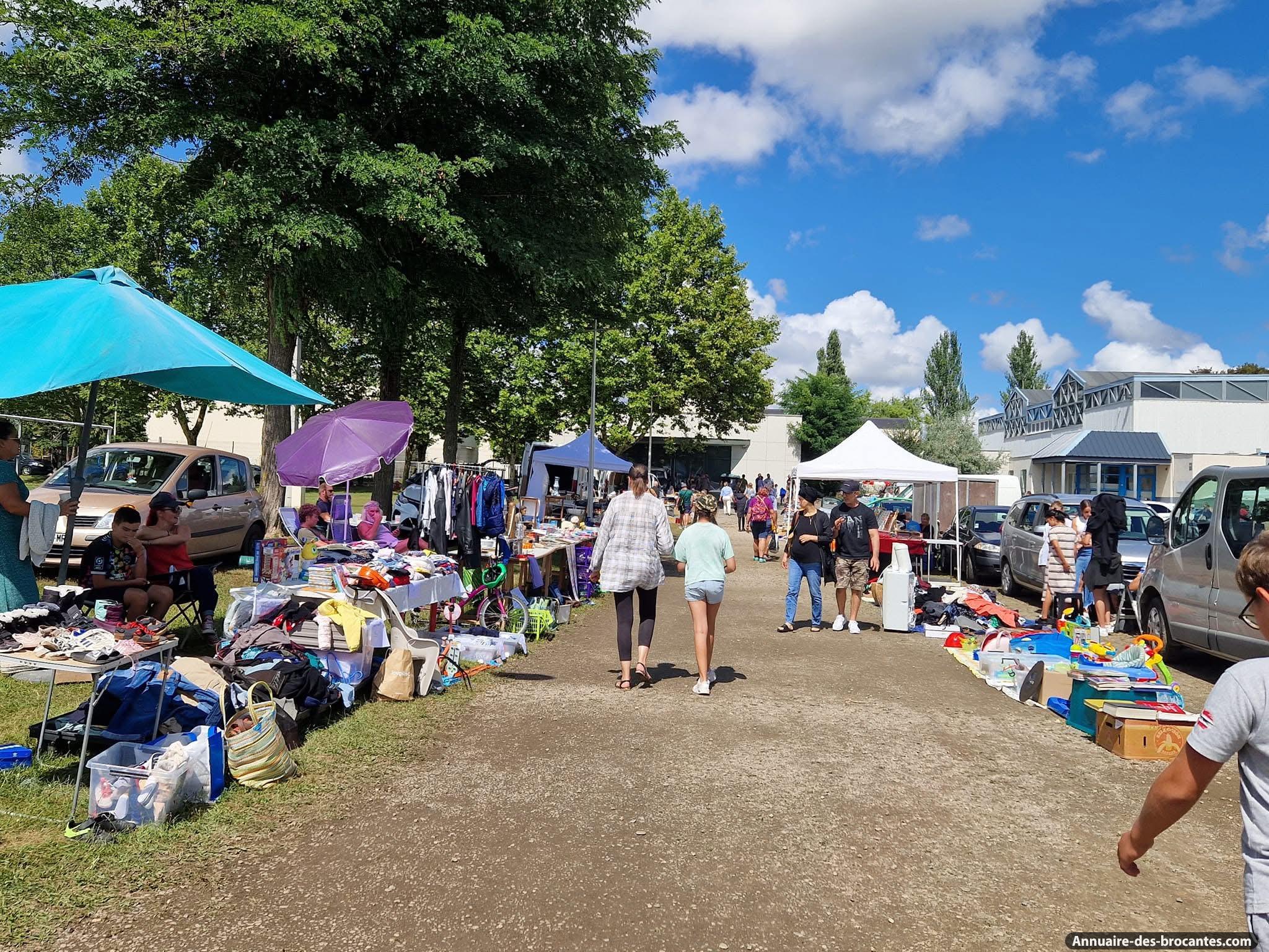 Affiche de Brocante à Lezoux